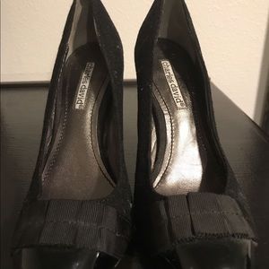Charles Davis black heels size 7